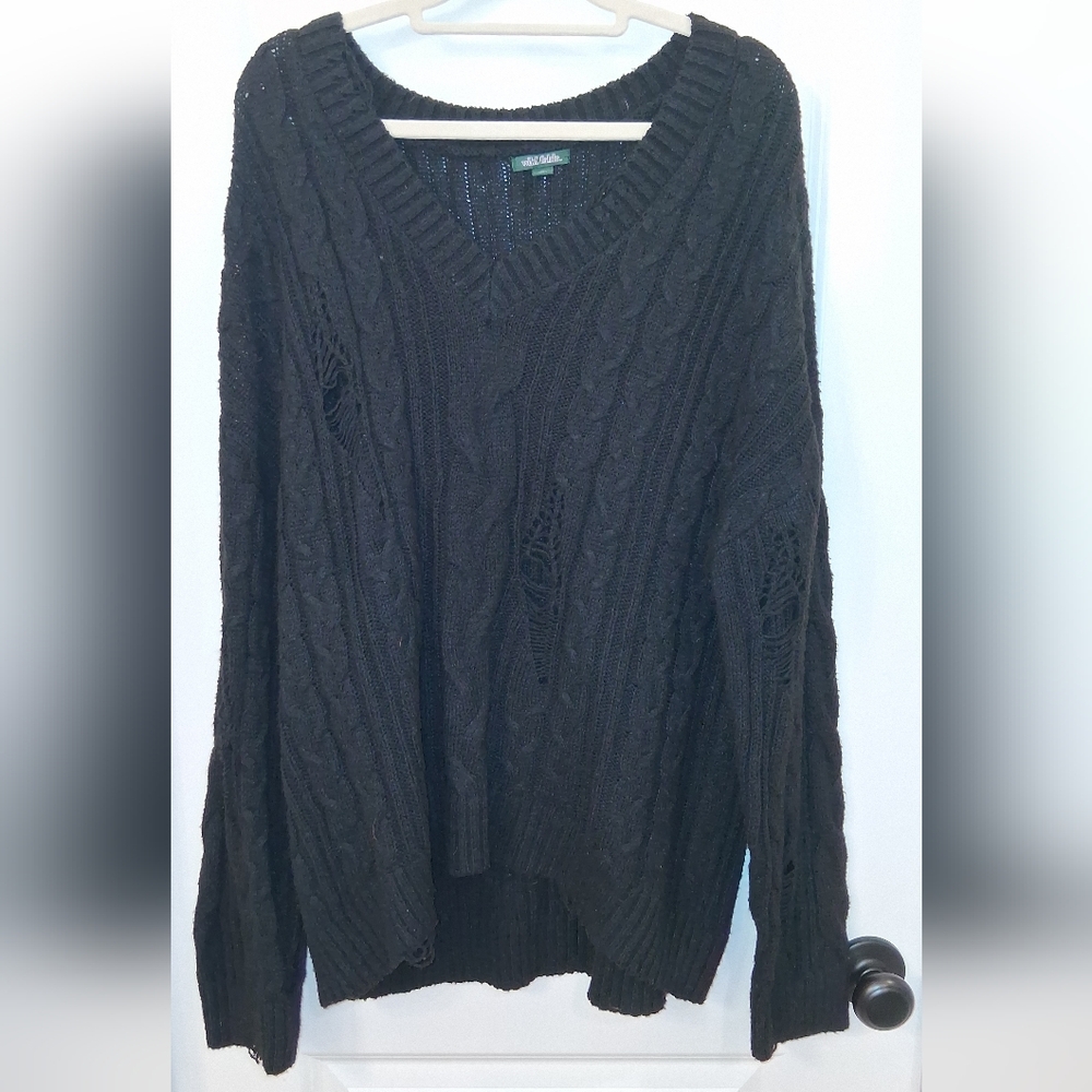 Black Cable Knit V-Neck Sweater
